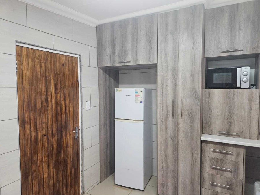 To Let 4 Bedroom Property for Rent in Verwoerdpark Northern Cape